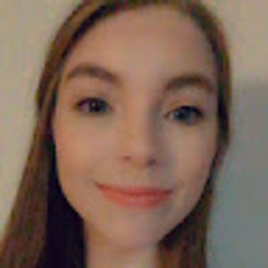 Meet your Posher, Becka